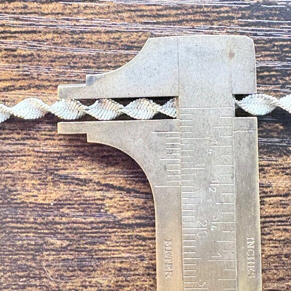 VTG Sterling Silver 925 Twisted Herringbone Chain Necklace Size 18" Length - Picture 10 of 11